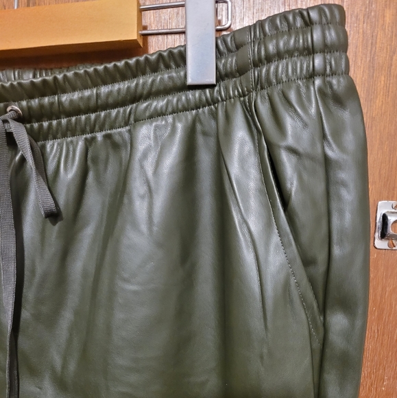NWT Laundry Faux Leather Pants - Picture 3 of 8